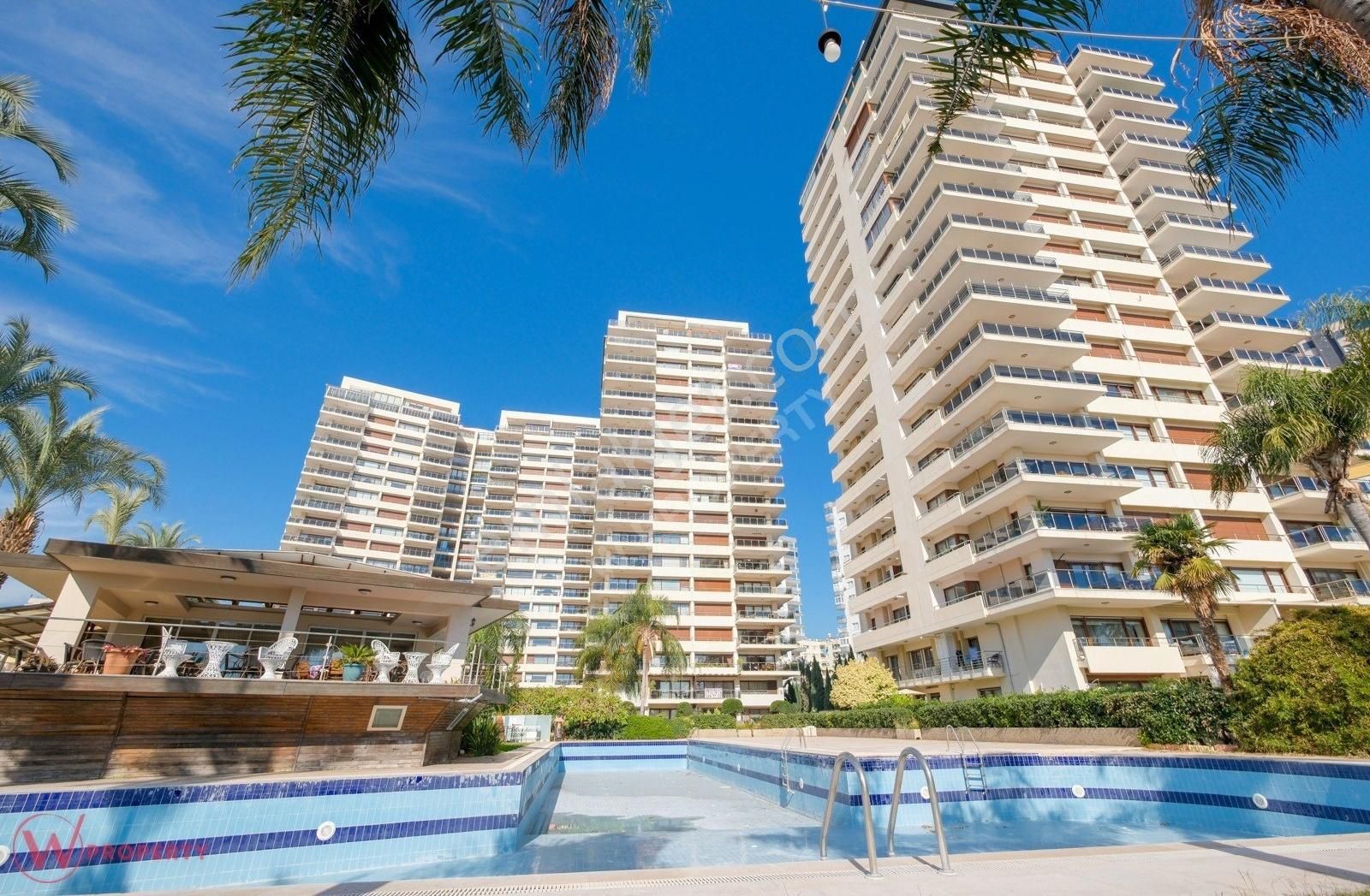 W Property'den Park Plaza'da En İyi Katta Şık Tasarım 4+1