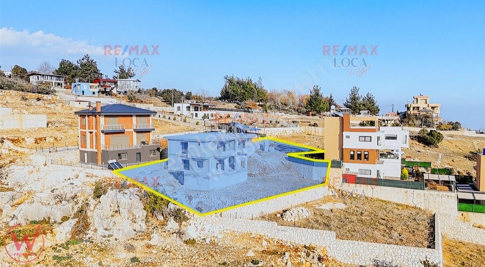W Property Kocahamzalı'da 1040 M2 Üzerine Kurulu Natamam Villa