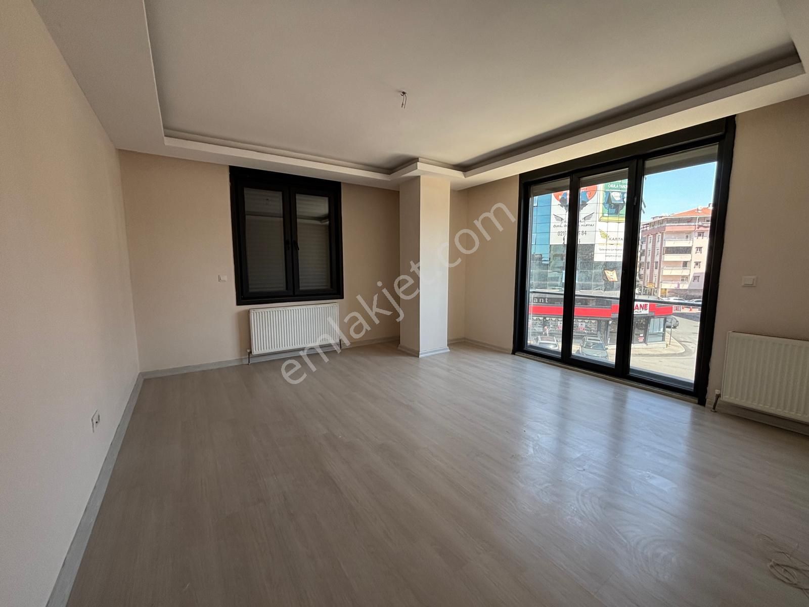 Mak Yapı Gayrimenkulden Esentepe Cadde Üzeri 3+1 Satılık Daire