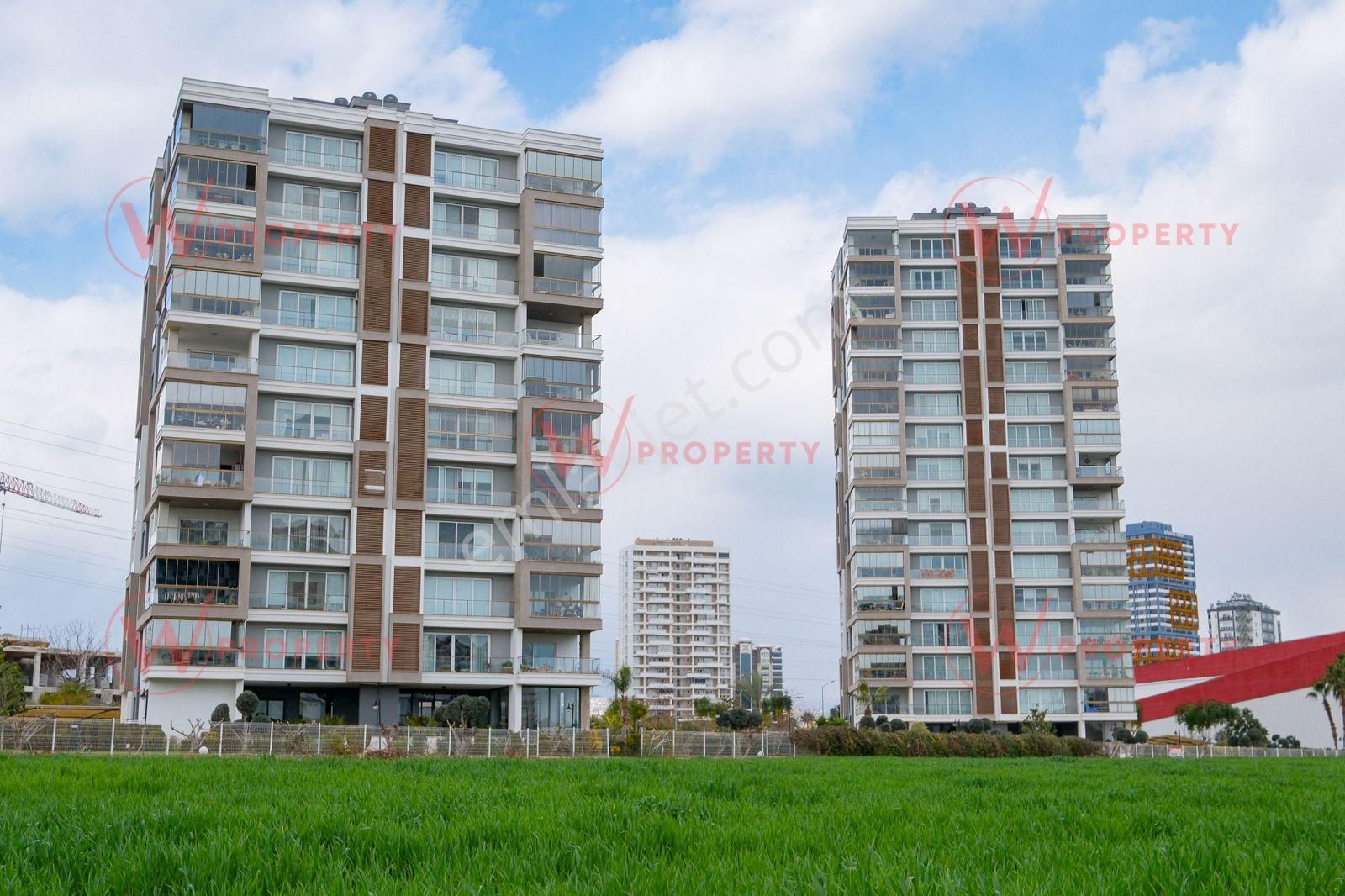 W Property Fuatmorel'de Deniz Manzaralı Ekstralı 4+1