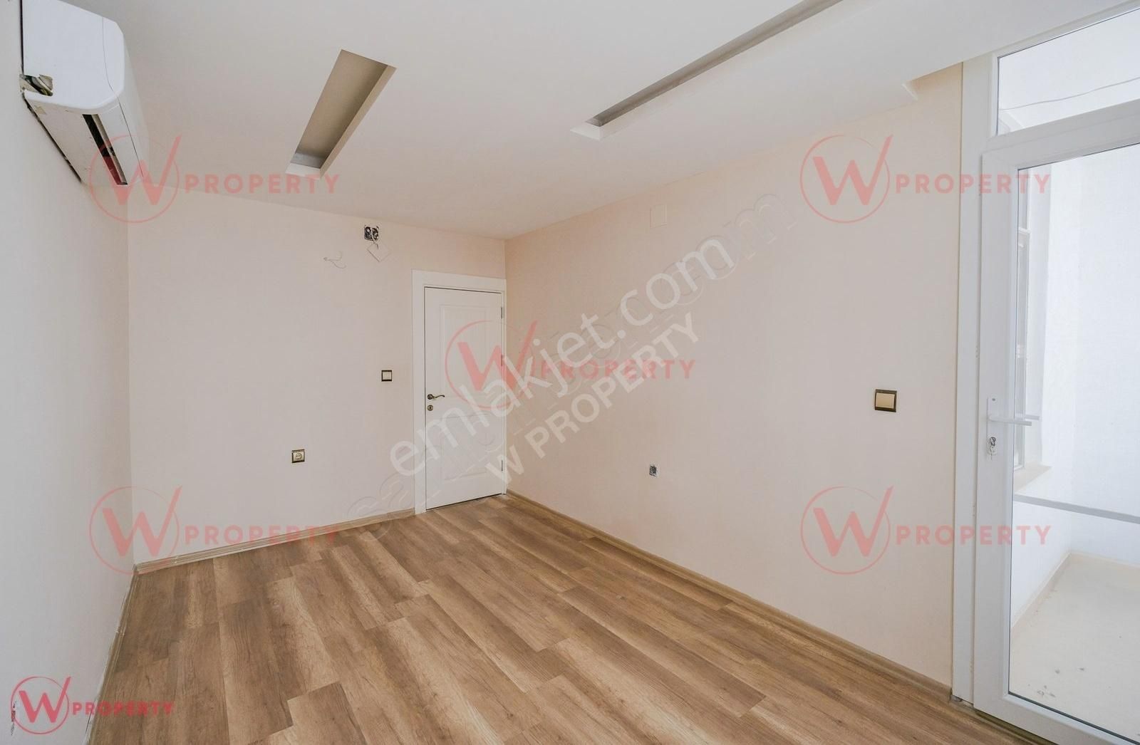W Property Tece'de Denize 30 Adım Mesafede İçi Yapılı 3+1 Villa - Görsel 6