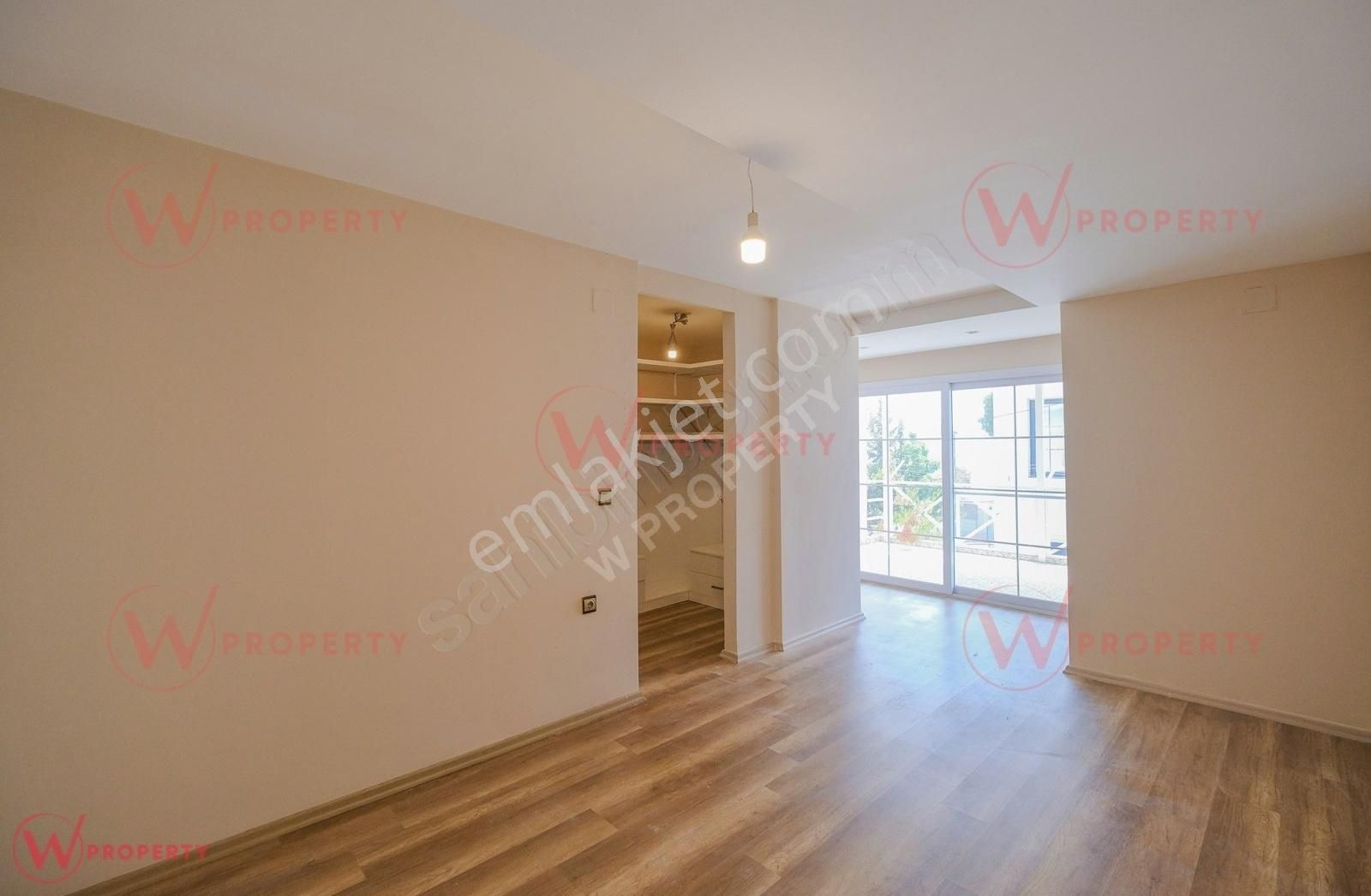 W Property Tece'de Denize 30 Adım Mesafede İçi Yapılı 3+1 Villa - Görsel 27