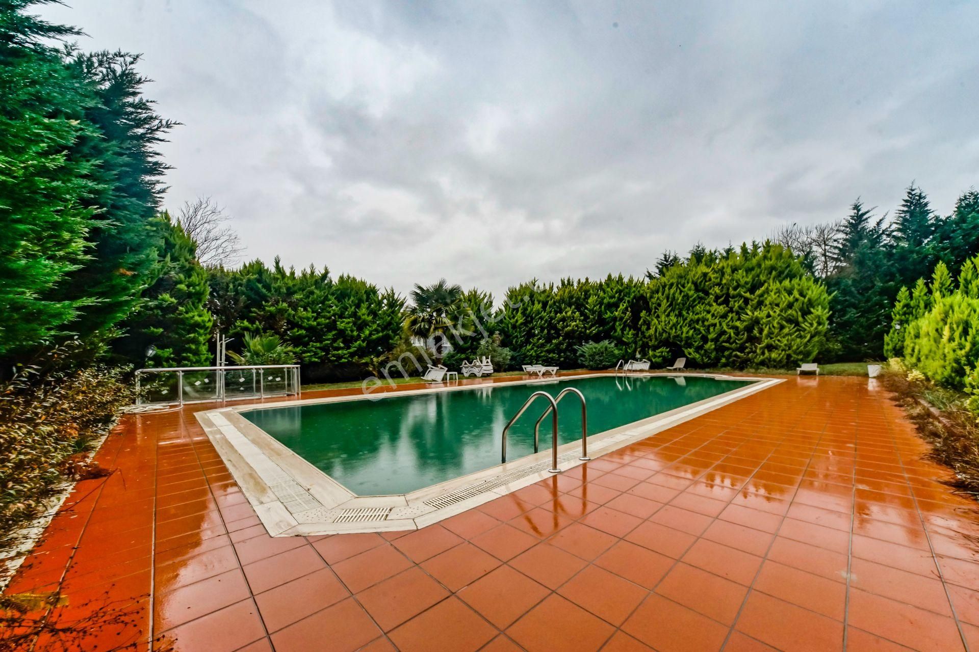 Şile Balıbey'de Site İçinde Özel Tasarım Lüks 5+2 Satılık Villa - Görsel 35