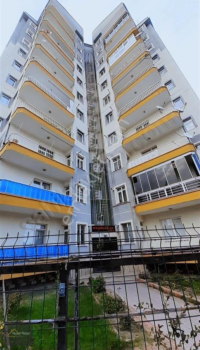 Hürriyet Yeniköy'de 3+1 Ara Kat Kiralık Daire
