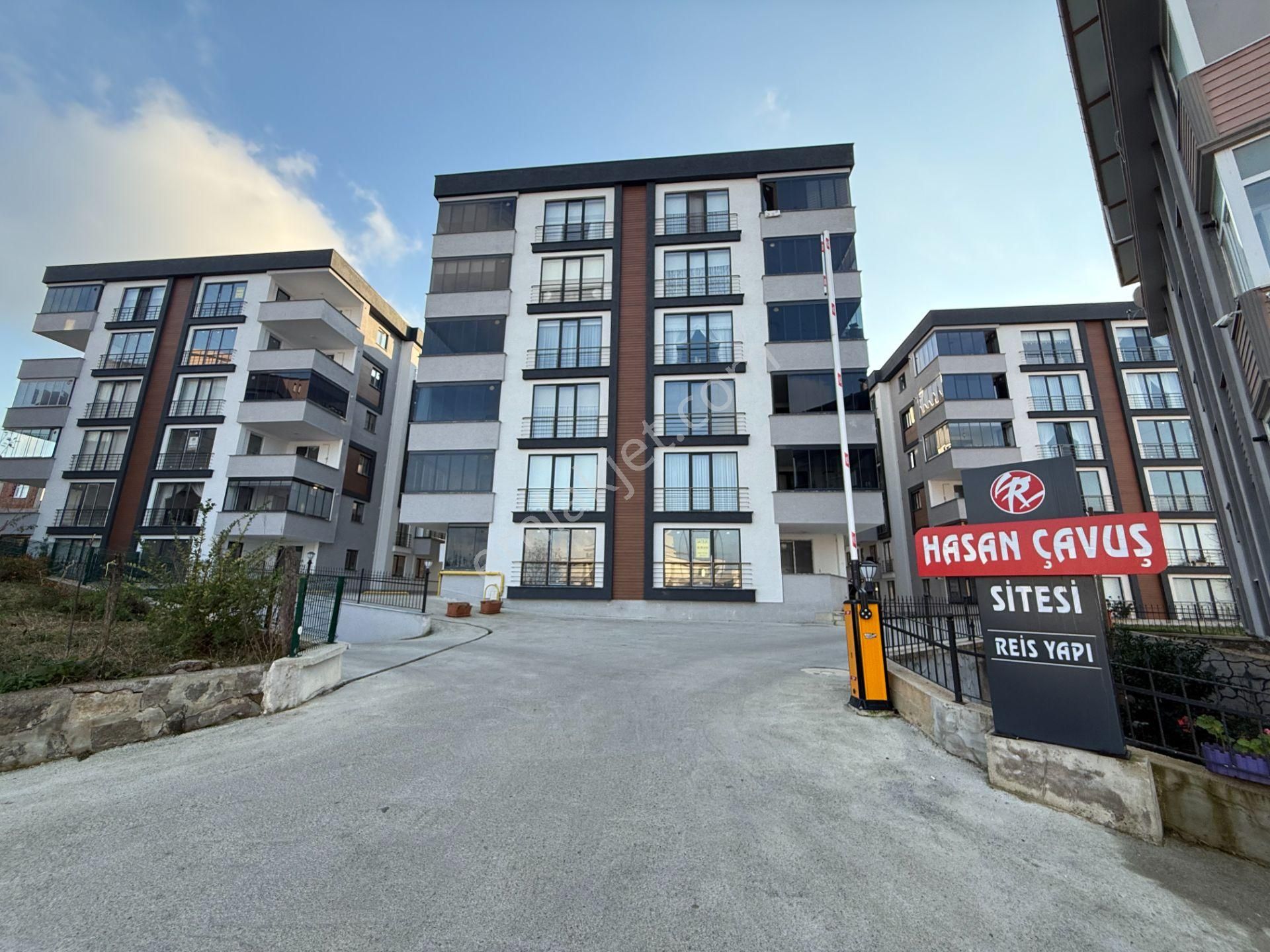 Trabzon 1 Nolu Bostancı Hasan Çavuş Sitesi Sıfır 3+1 Satılık Konut