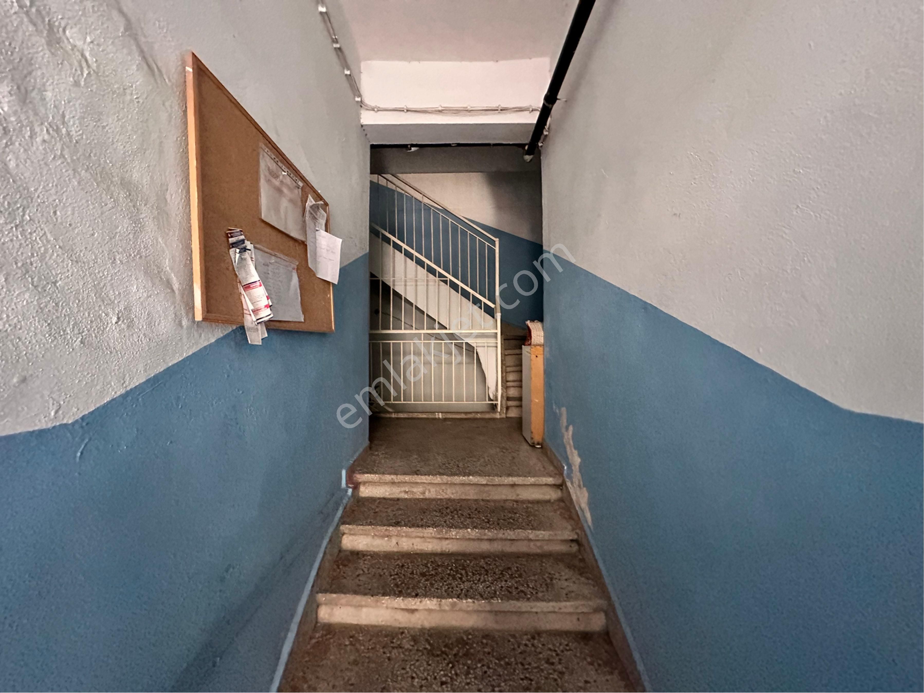 Kurtuluş Mh Kıbrıs Cd 2+1 Krediye Uygun Arakat Merkezi Konum Daire