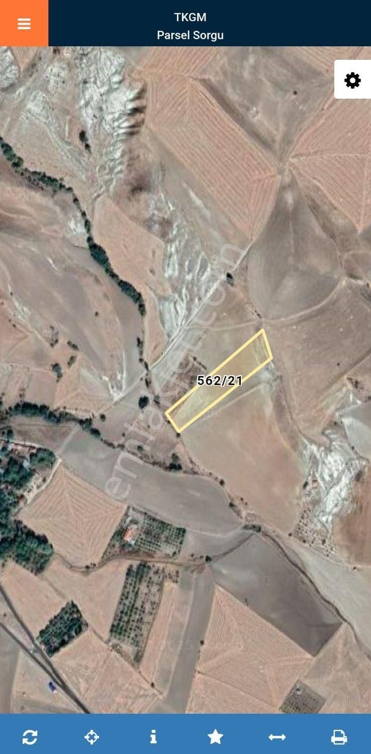 Ankara Polatlı Hacıtuğrul Mahallesi Su Sorunu Yok Tek Tapu 10,974m2 Satılık Arsa