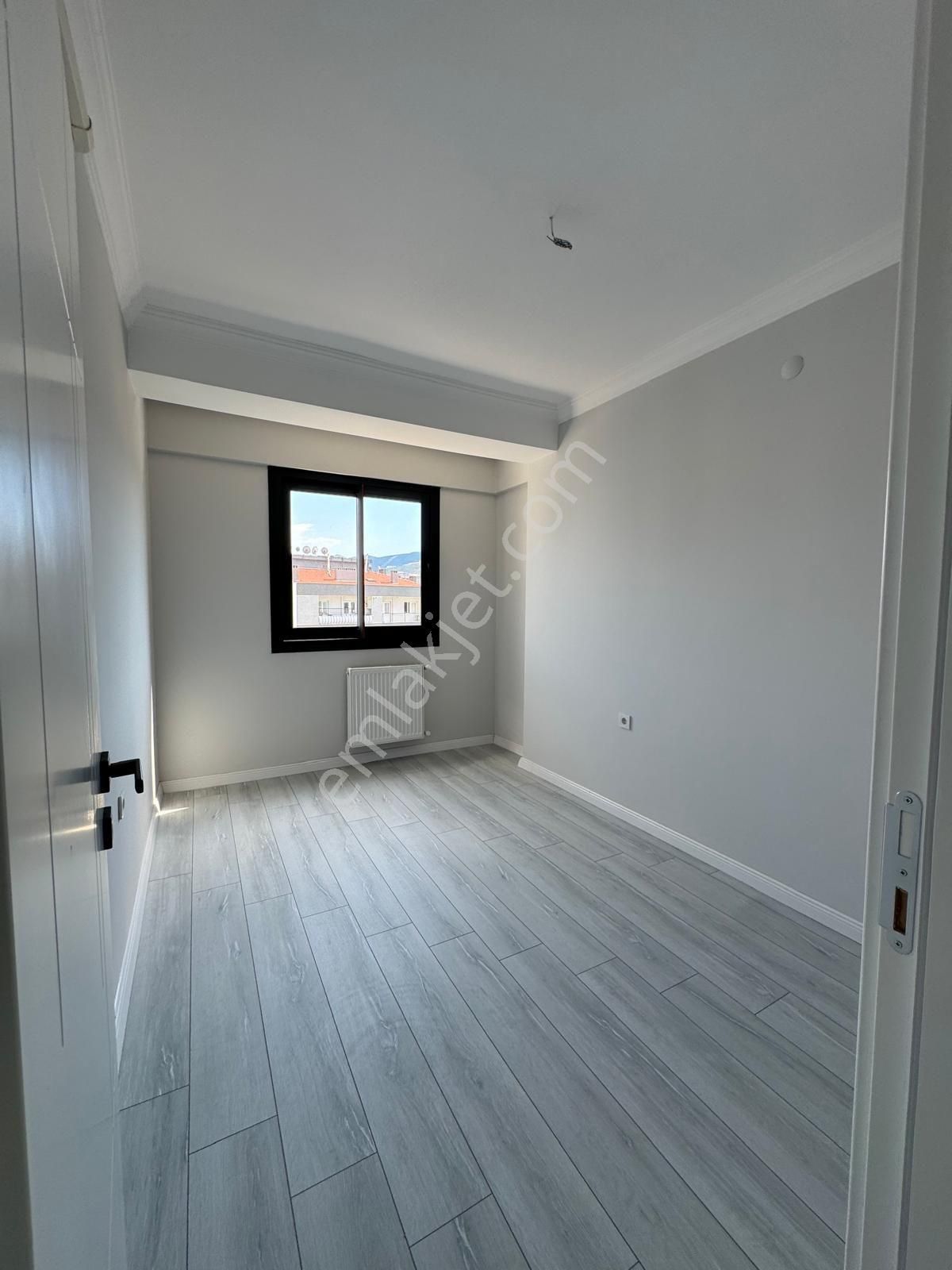 İzmir Karabağlar Devrim Mah.de Site İçersinde 2+1 Satılık Daire - Görsel 13