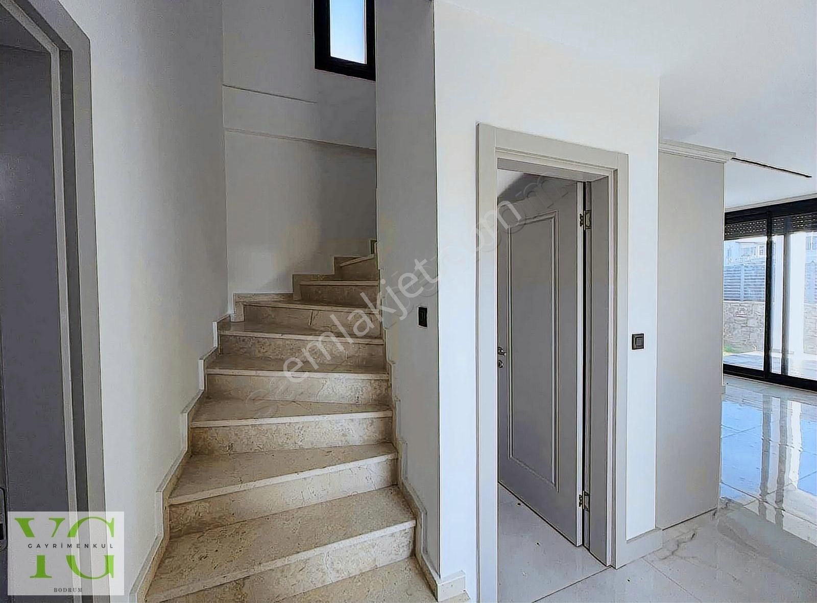 Gümüşlük Köy İçi 3+1 Müstakil Havuzlu Villa - Görsel 6