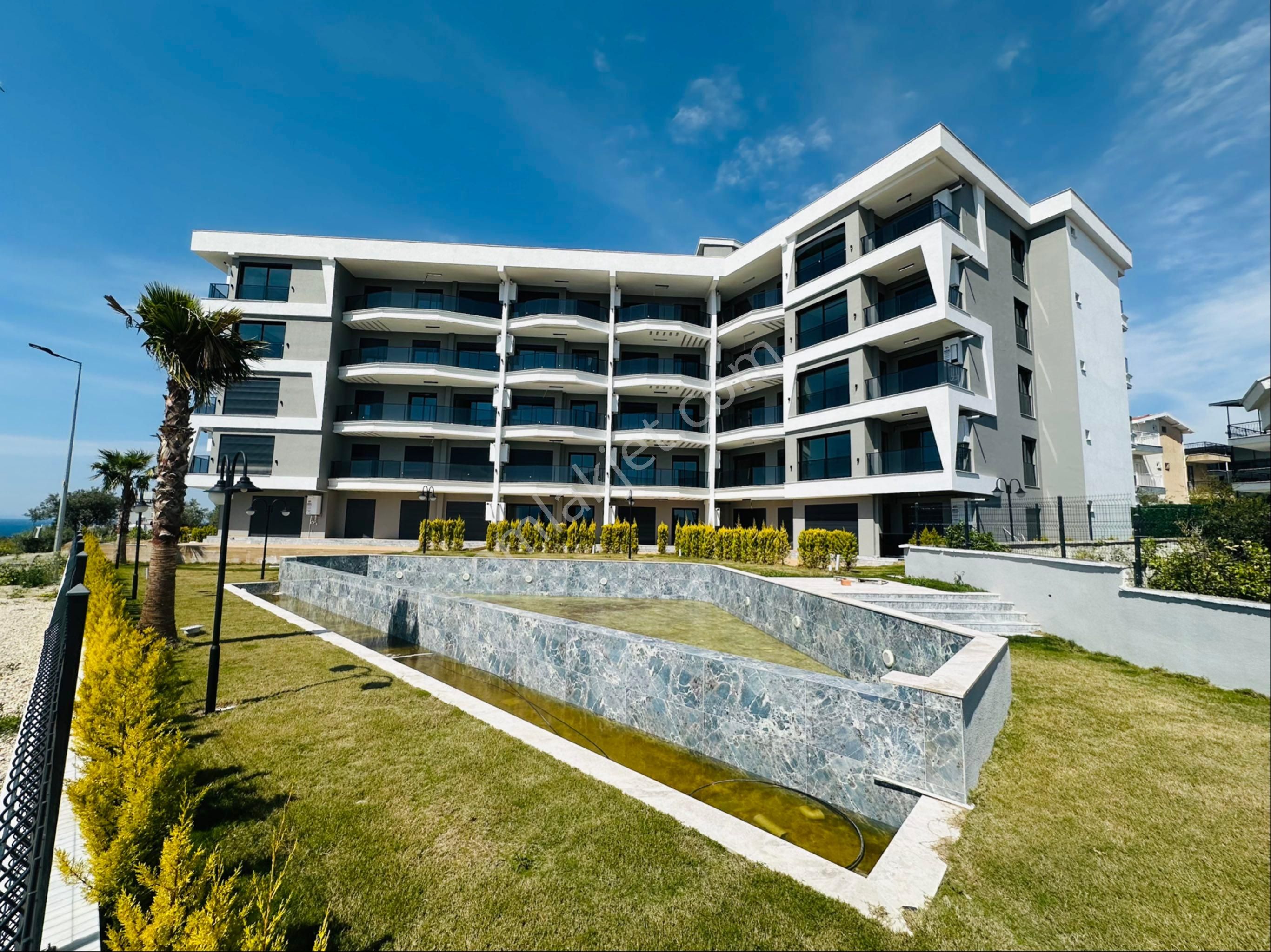 Kadınlar Denizinde Ful Deniz Manzaralı 2+1 Sıfır Rezidans Daire
