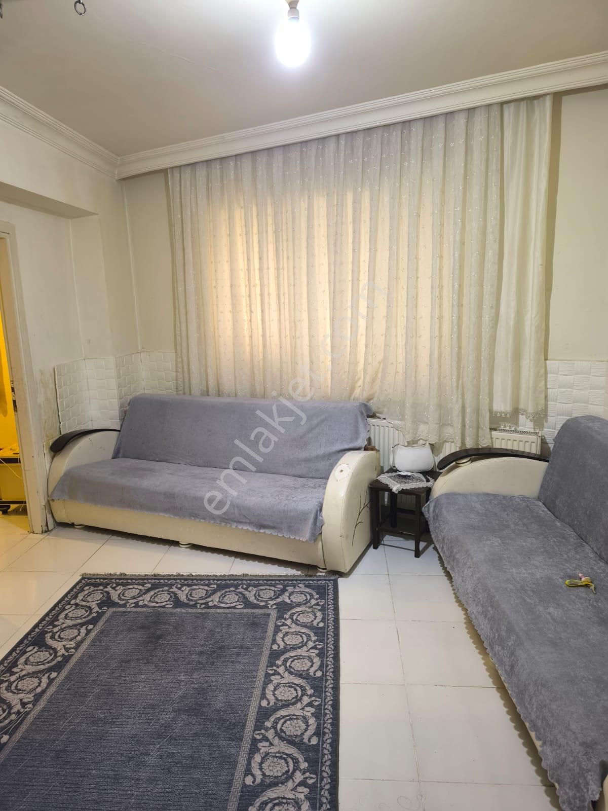 Avrupa Emlak Tan Esenler Fatih Mh 75m² 2+1 Bahçe Kat (kot-2) Krediye Uygun,11-15 Yaş Arası(kiralı)