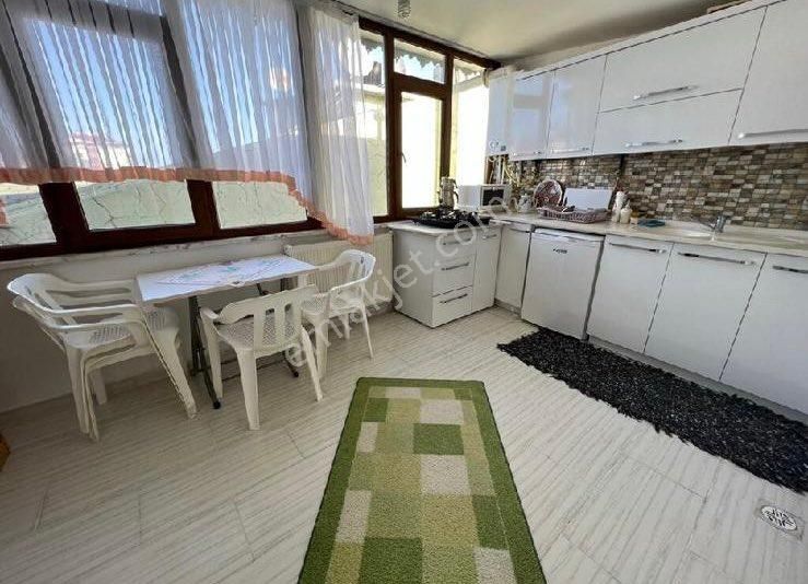 Şah Gruptan Karşıyaka Da Eşyalı Kiralık Daire!!!