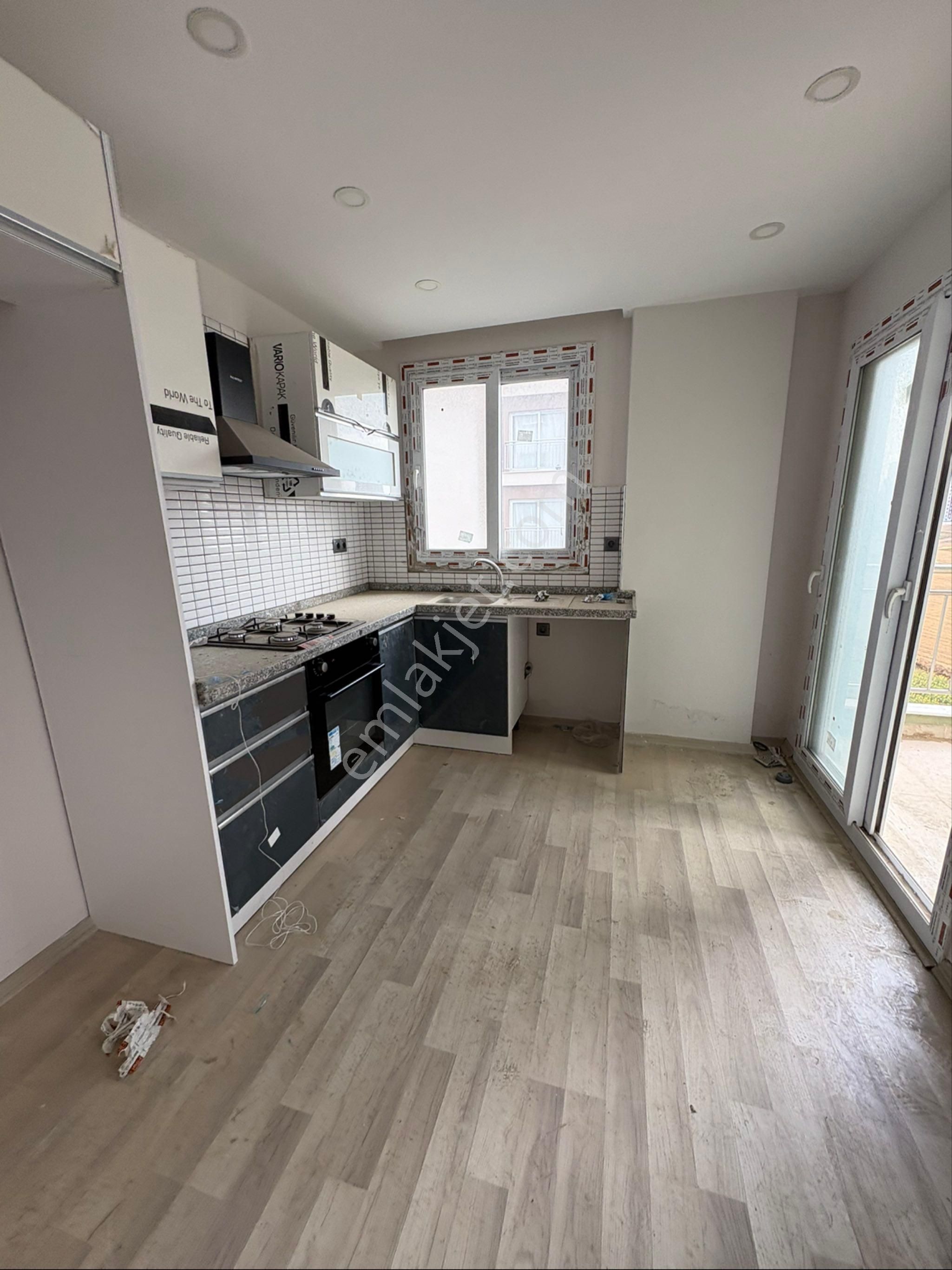 Gültepe Merkezi Konumda İskanlı Hasarsız 2+1 Kiralık Daire
