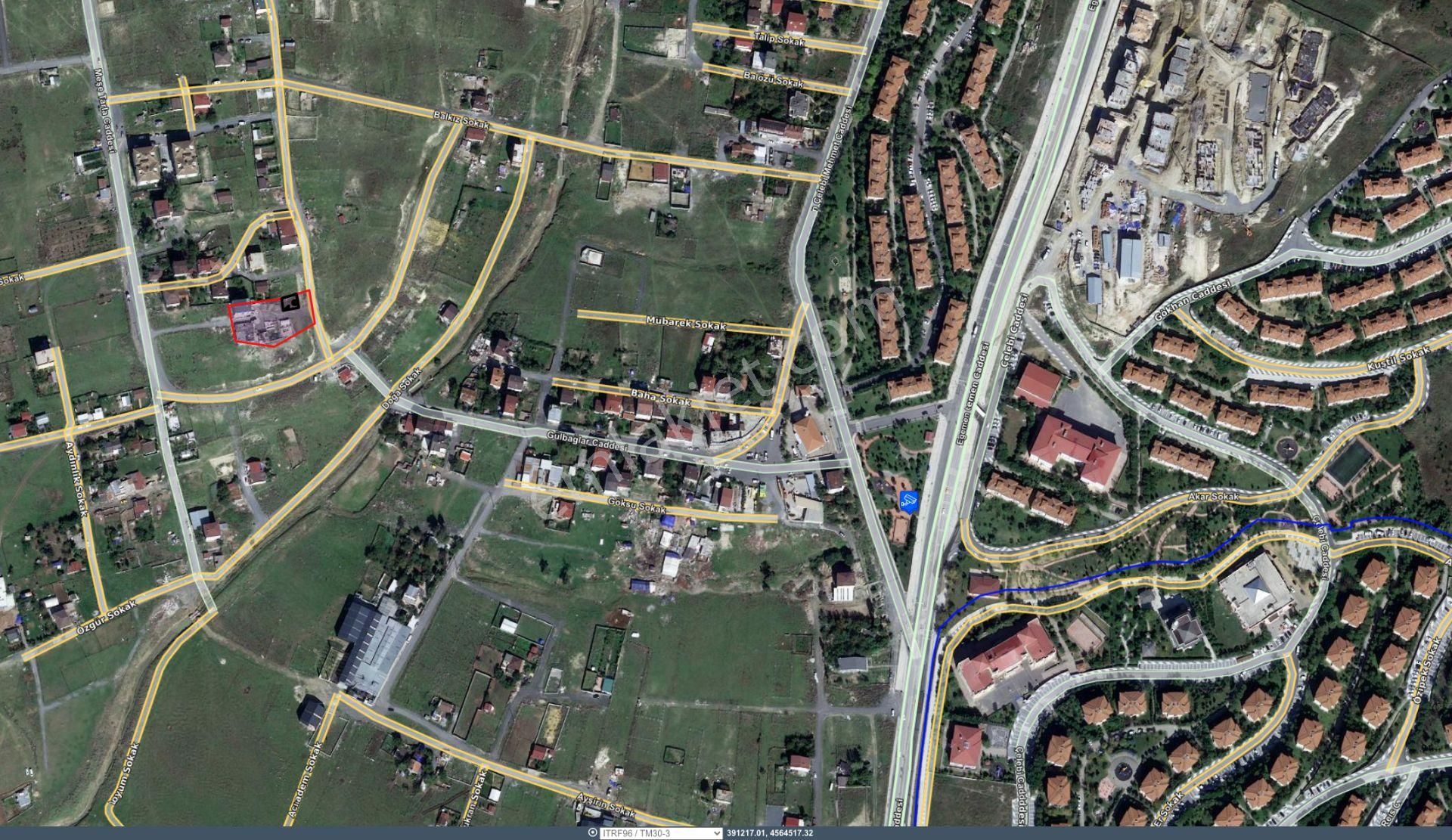 Arnavutköy Taşolukta 203 Metre Hisse Etrafı Taşlarla Çevrili