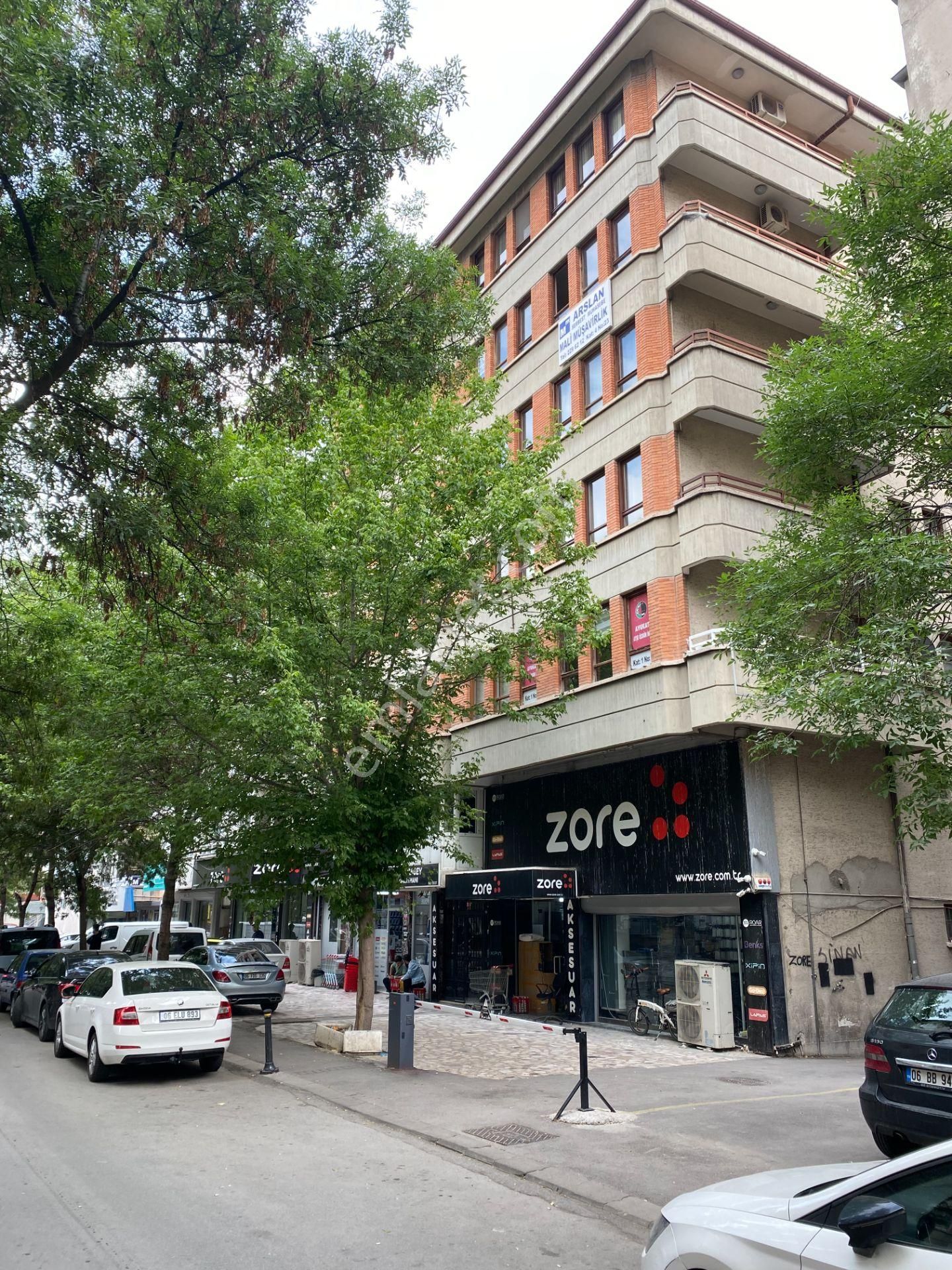 Çankaya-sıhhiye-hanımeli Sokakta Kiralık Ofis-bürö
