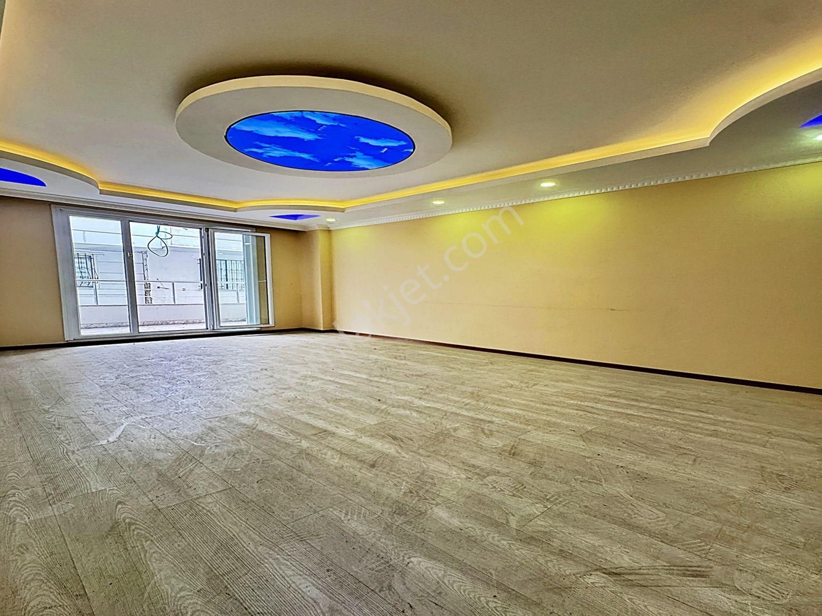 Cadde34 Yapı'dan Geniş Metrekarede Cadde Üzerinde 3+1 Yüksek Kredi İmkanı İle Satılık Arakat Daire