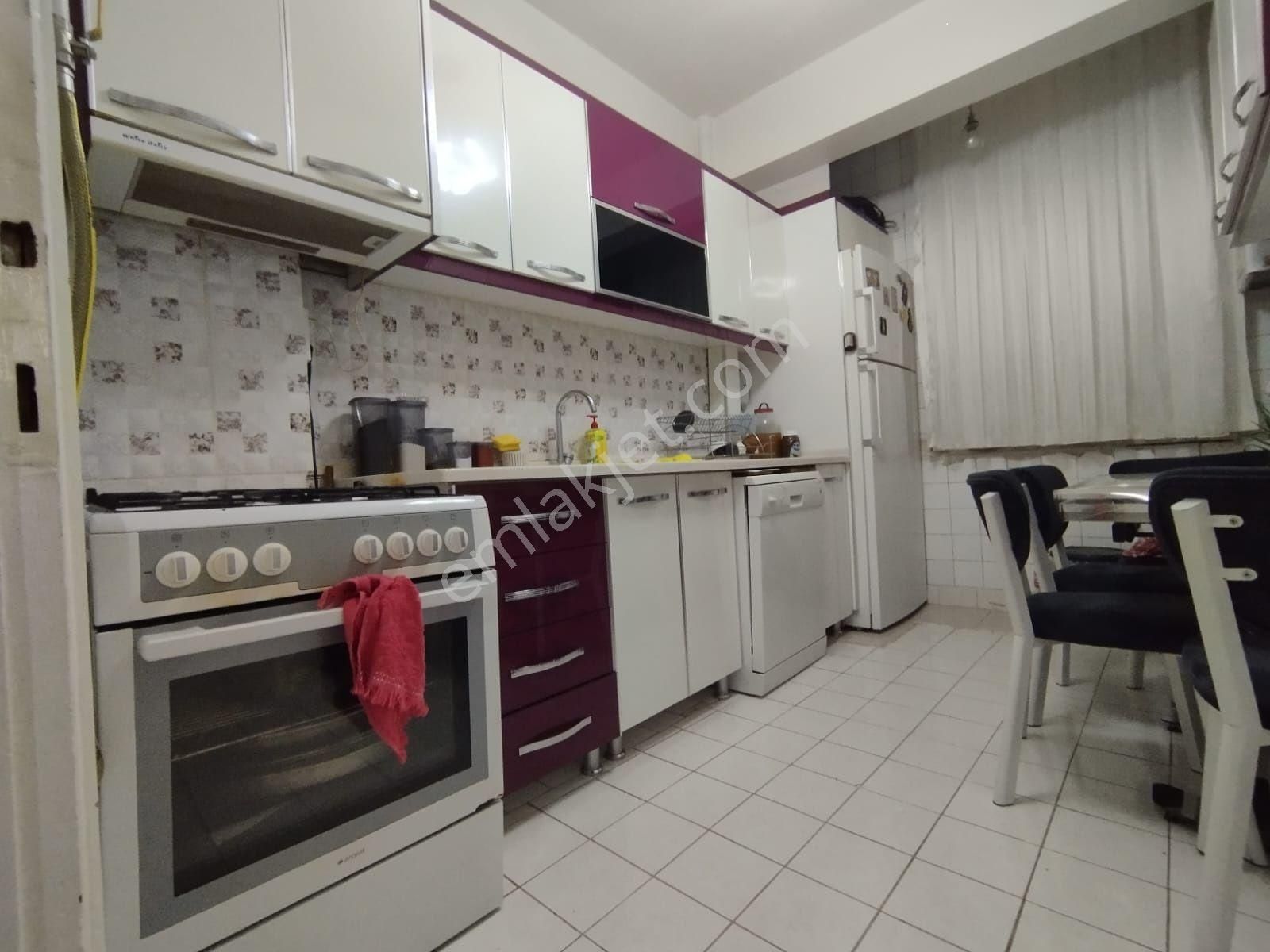 Fevziçakmak Mimarsinan Mah. İçi Full Yapılı Ara Kat 3+1 Satılık