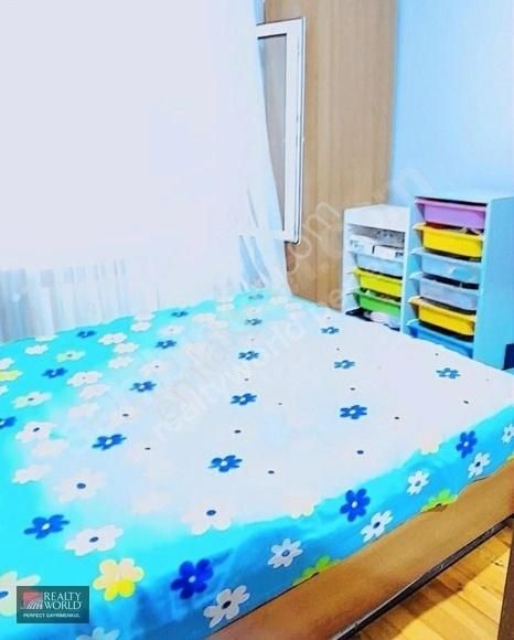 Zümrütevler'de 3 Katlı Komple Satılık - Görsel 21