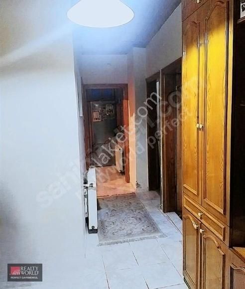 Zümrütevler'de 3 Katlı Komple Satılık - Görsel 8