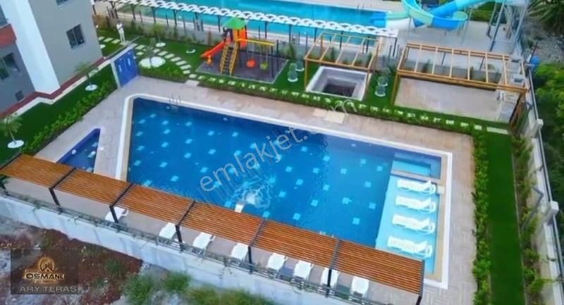 Erdemli Arpaçbahşişde Denize 300mt Satılık Lüx Eşyalı 1+1 Daire