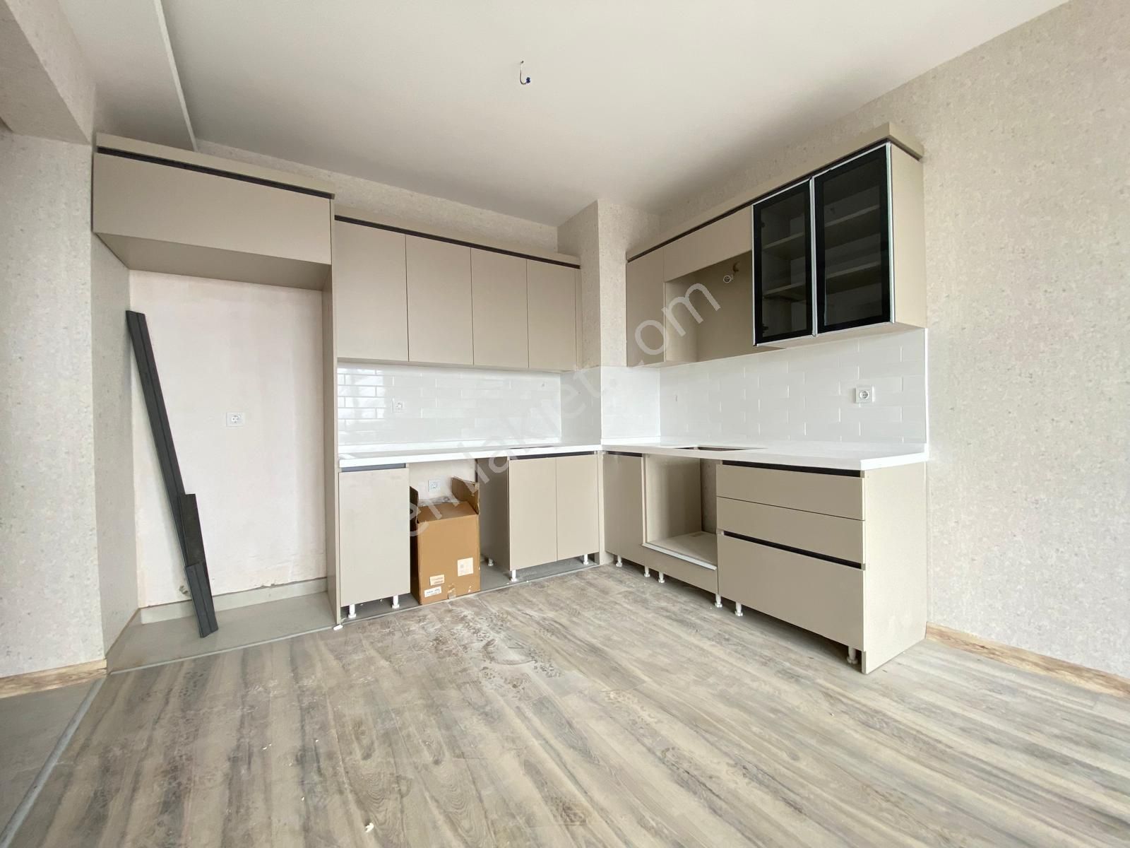 Turyap Yapracık'tan Güney Cephe Manzaralı Satılık 2+1 Daire
