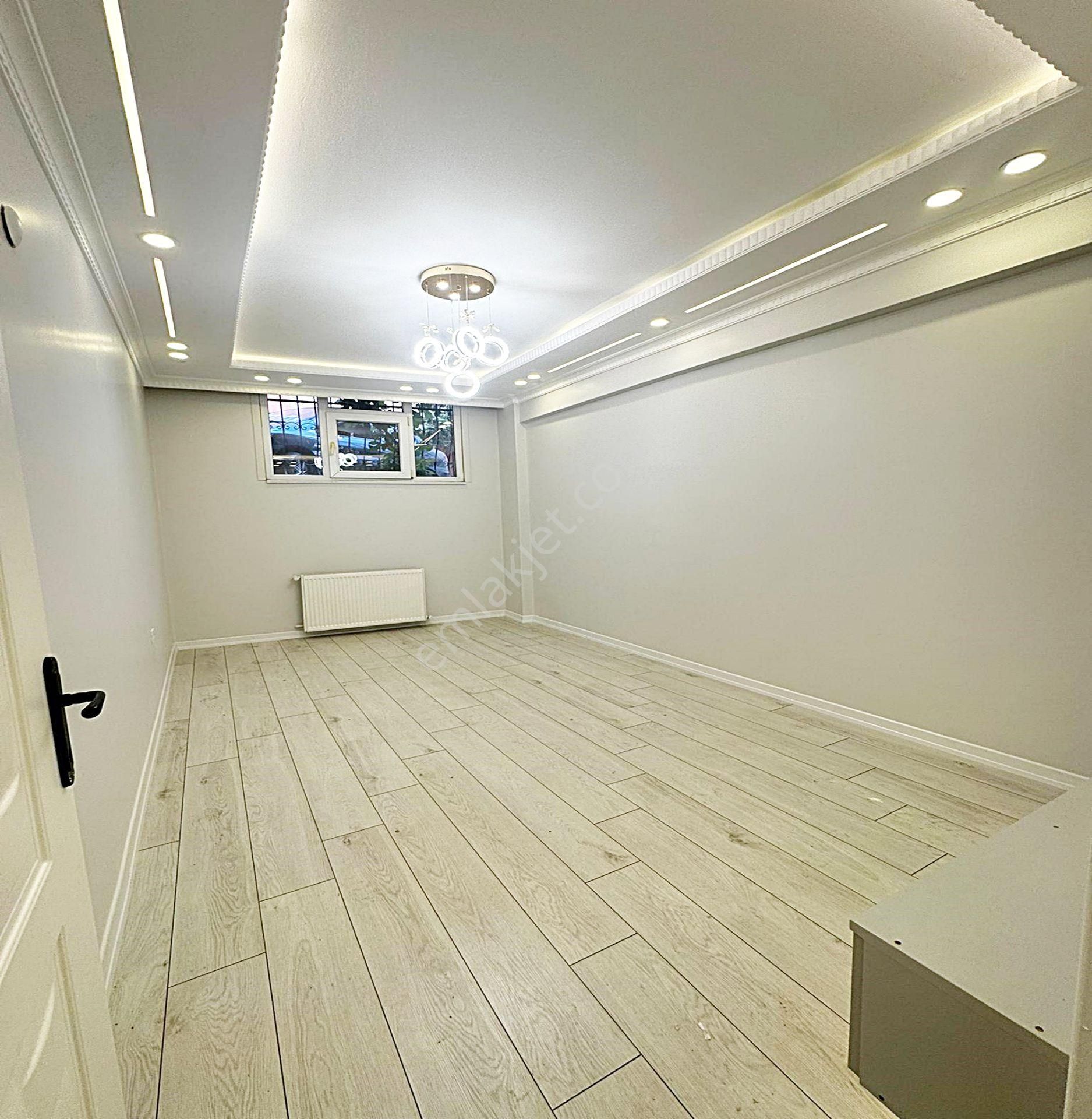 Metrobüsün Dibinde Lüks 120 M2 2+1 Kış Bahçeli Oturuma Hazır Satılık Daire - Görsel 27