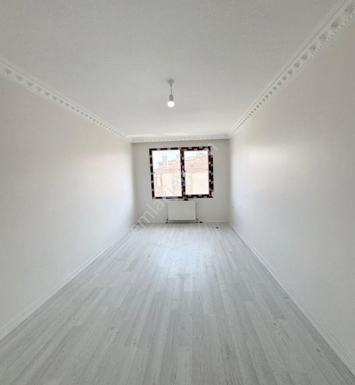 Avcılar Merkezde Ön Cephe Sıfır 3+1 Köşe Daire Satılık - Görsel 3