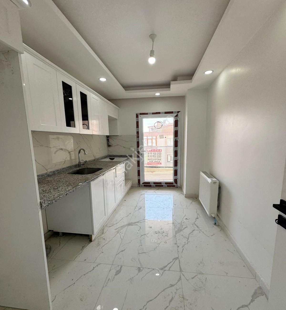 Avcılar Merkezde Ön Cephe Sıfır 3+1 Köşe Daire Satılık - Görsel 14