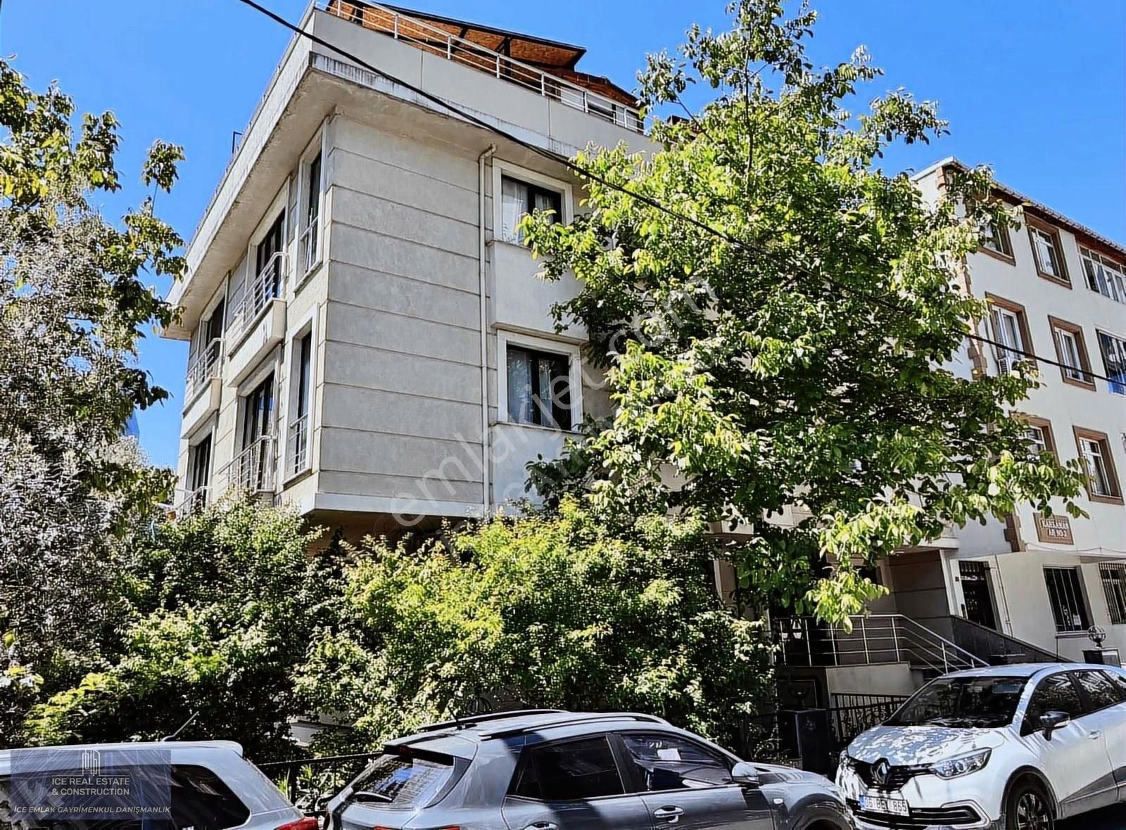 Merkezi Konum Kısa Katlı Teraslı Dubleks Daire 2+1 5.600.000 Tl