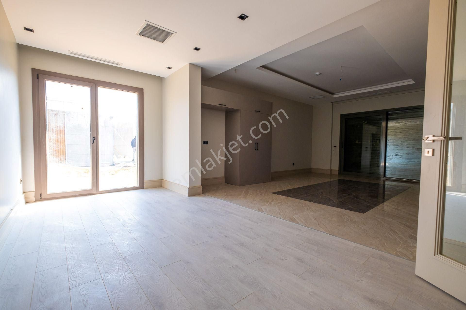 Kdv Avantajlı Brand Vadi'de Tek Katlı Havuzlu Satılık 5+1 Villa - Görsel 17