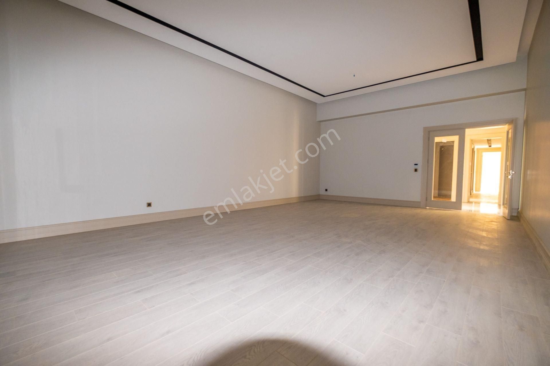 Kdv Avantajlı Brand Vadi'de Tek Katlı Havuzlu Satılık 5+1 Villa - Görsel 3