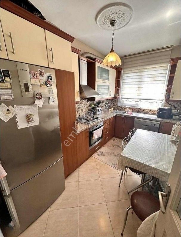 Eriş Emlak Dan Bayar Caddesinde Çok Ferah 3+1 110 M2 Net Arsa Payı İyi