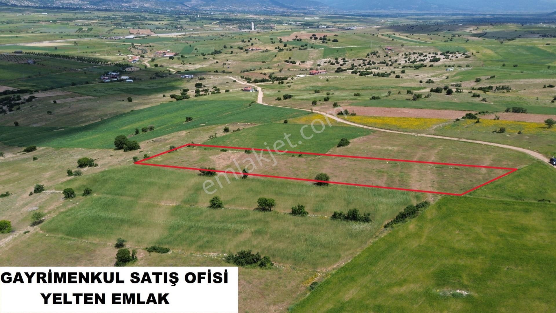 Korkuteli Yeltende Satılık Havadar Manzaralı Bölgede Satılık 3.651 M2 Tarla - Görsel 11