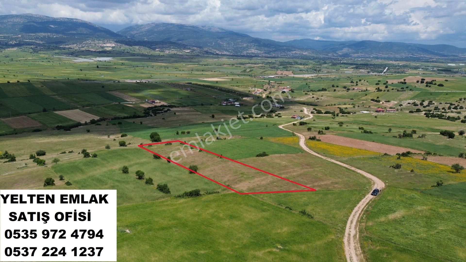 Korkuteli Yeltende Satılık Havadar Manzaralı Bölgede Satılık 3.651 M2 Tarla - Görsel 3