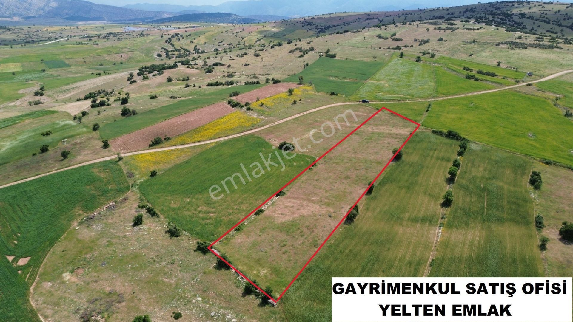 Korkuteli Yeltende Satılık Havadar Manzaralı Bölgede Satılık 3.651 M2 Tarla - Görsel 8