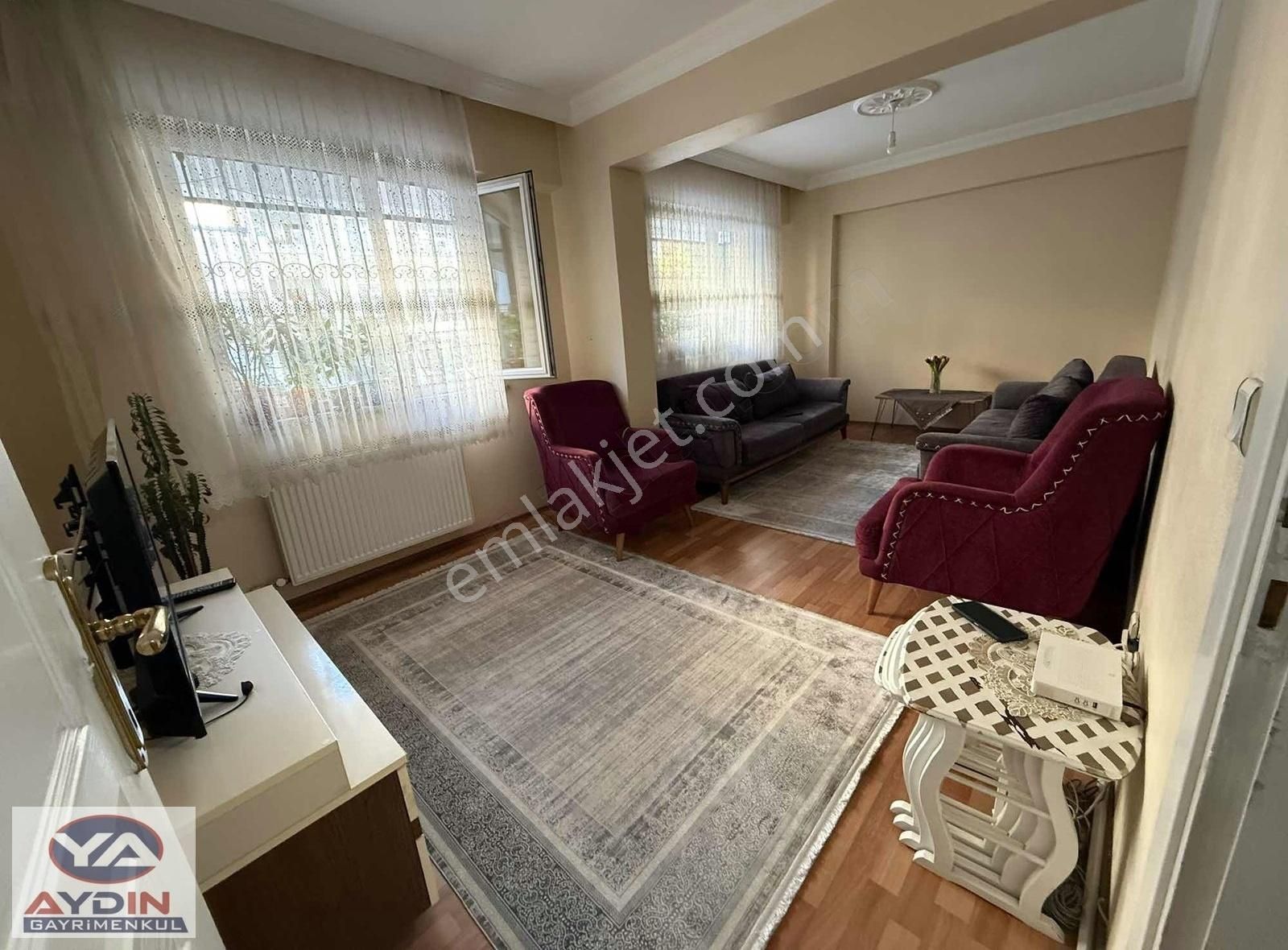 Çayırova Özgürlükte 100 M2 2+1 Geniş Kullanışlı Daire