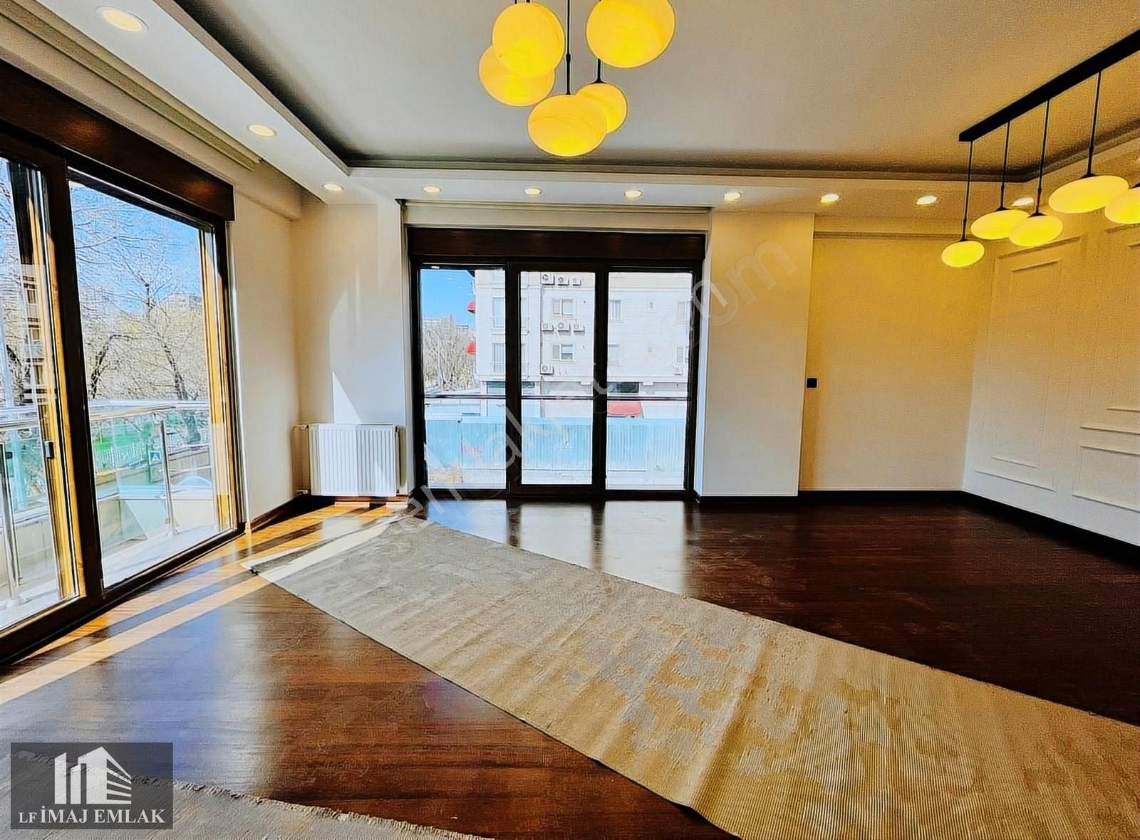 Lf İmaj Göztepe Sahil Kesintisiz Park Manzaralı Balkonlu 2+1yeni - Görsel 8