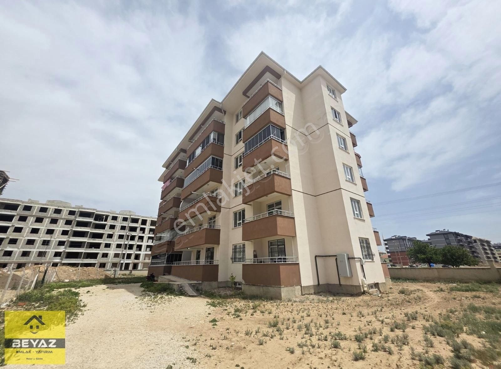 Kongre Merkezine Fetih Cad. Yakın Kiralık Arakat Daire