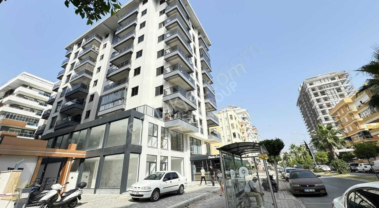 Alanya Mahmutlarda Lüks Site İçersinde 1+1 Eşyalı Kiralık Daire