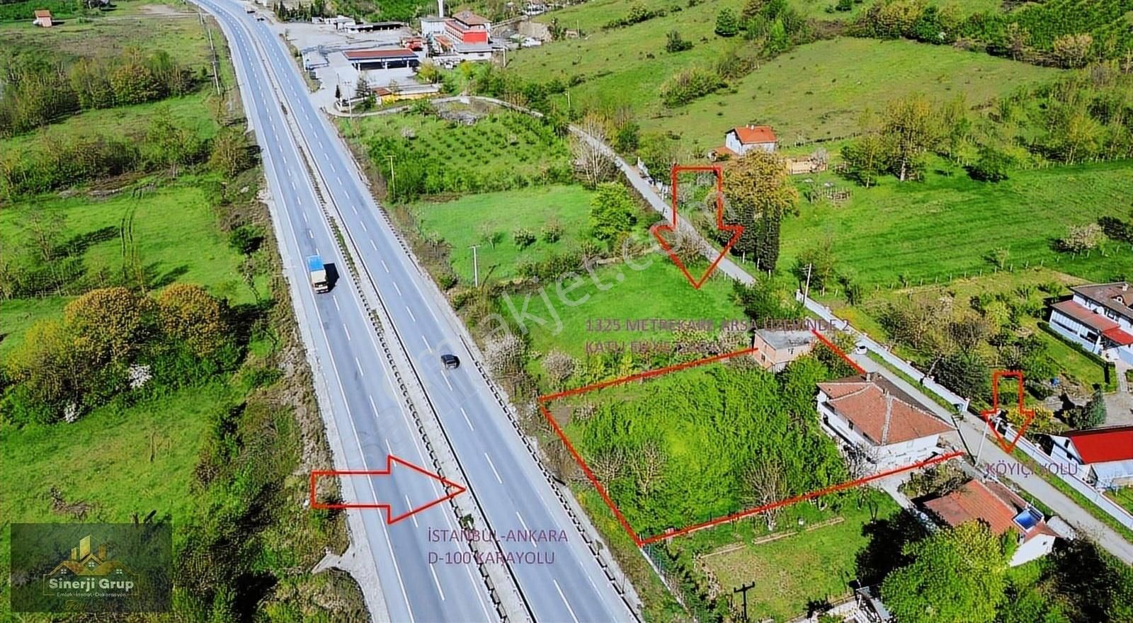 Sinerji Grup'tan 2 Katlı Köy Evi Ve 1325 Metrekare Arsası