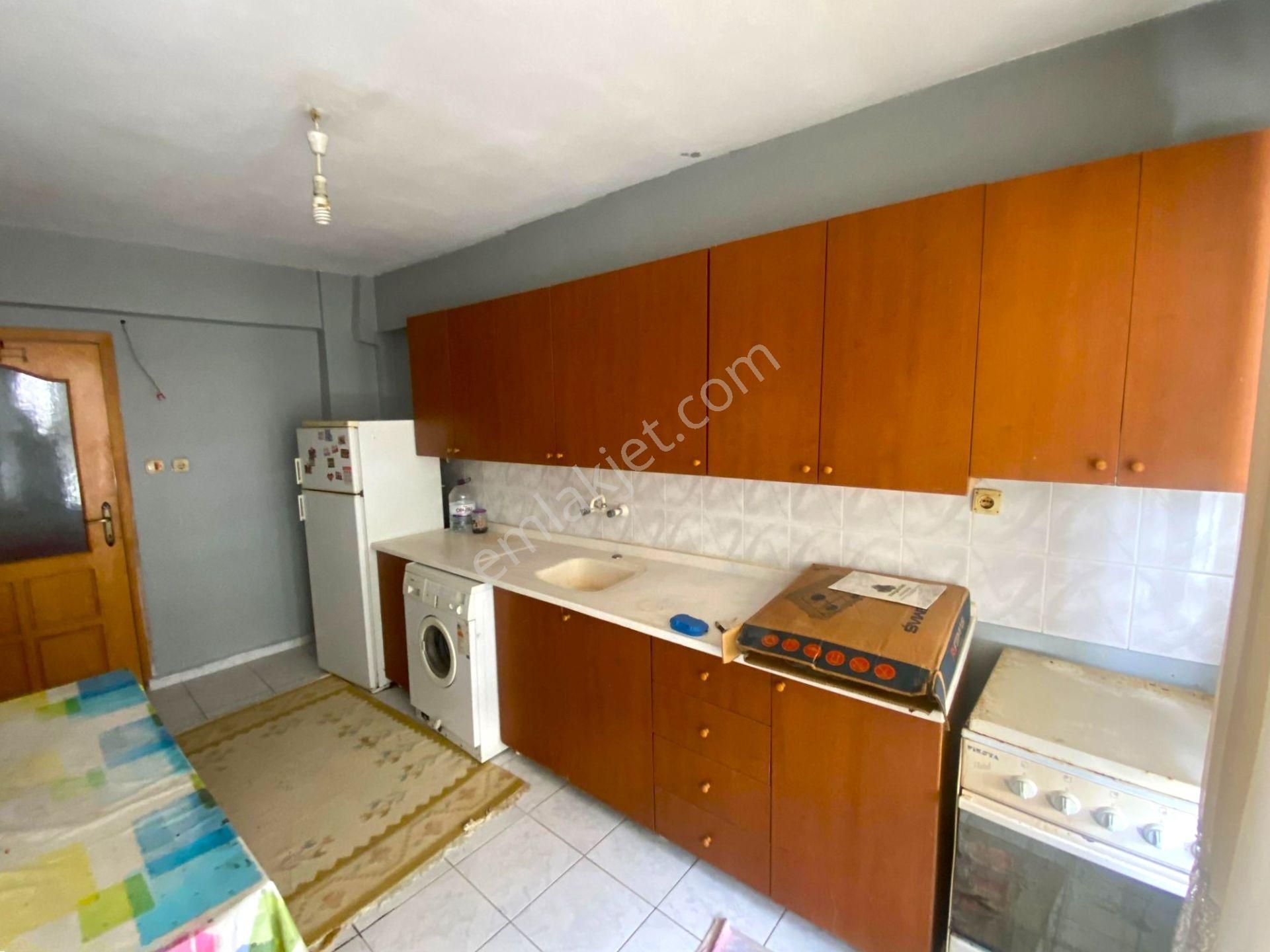 Yükselden İkizçay'da Ayrı Mutfak Çift Balkon Doğalgazlı 2+1daire