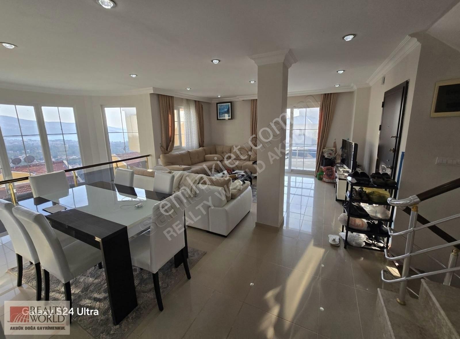 Didim Akbük'de Deniz Manzaralı Müstakil Bahçeli Satılık Villa - Görsel 13