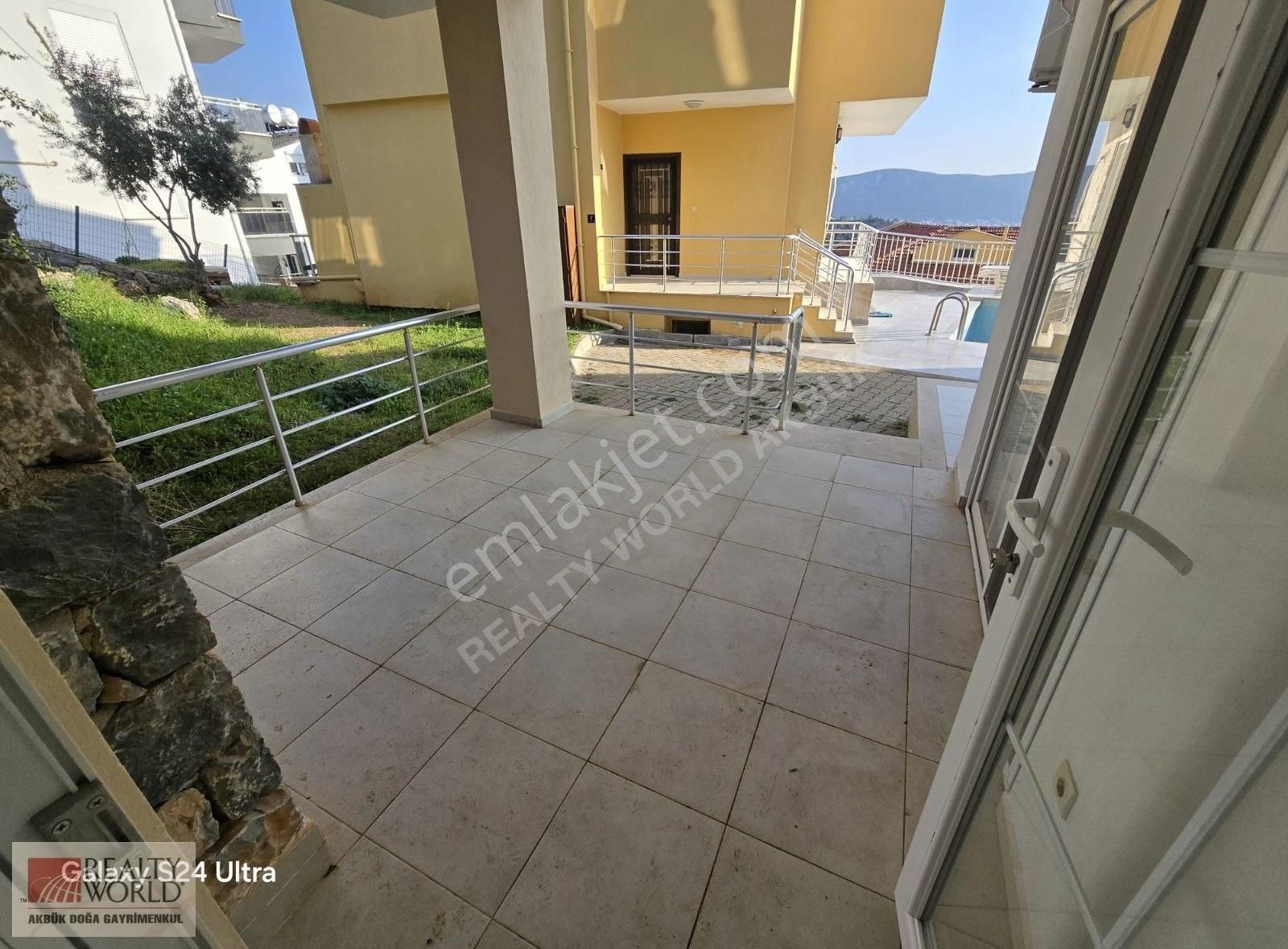 Didim Akbük'de Deniz Manzaralı Müstakil Bahçeli Satılık Villa - Görsel 21