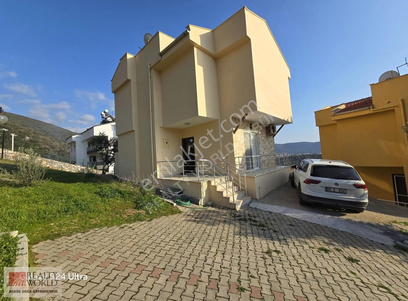 Didim Akbük'de Deniz Manzaralı Müstakil Bahçeli Satılık Villa - Görsel 23