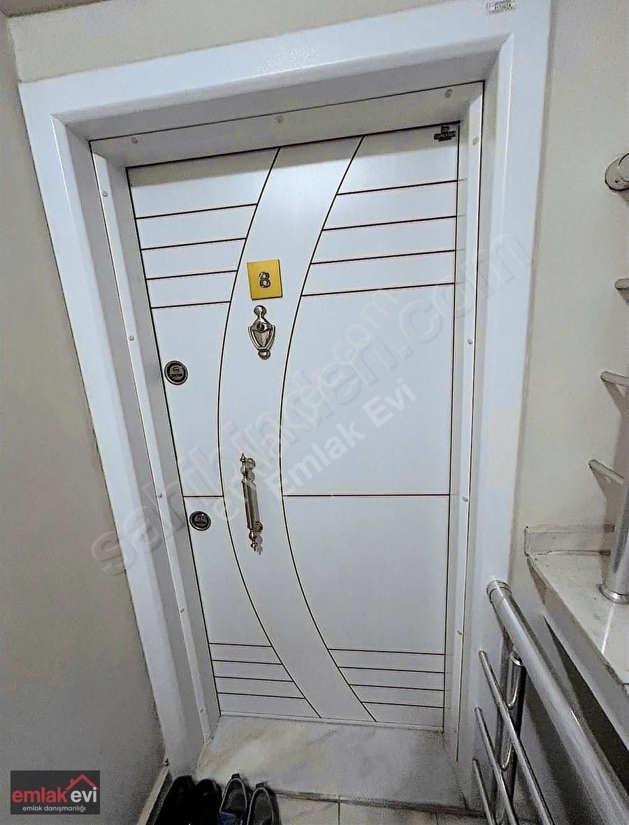 Emlak Evi'nden Zafer Mahallesinde 1+1 Fiyatına 2+0 Daire