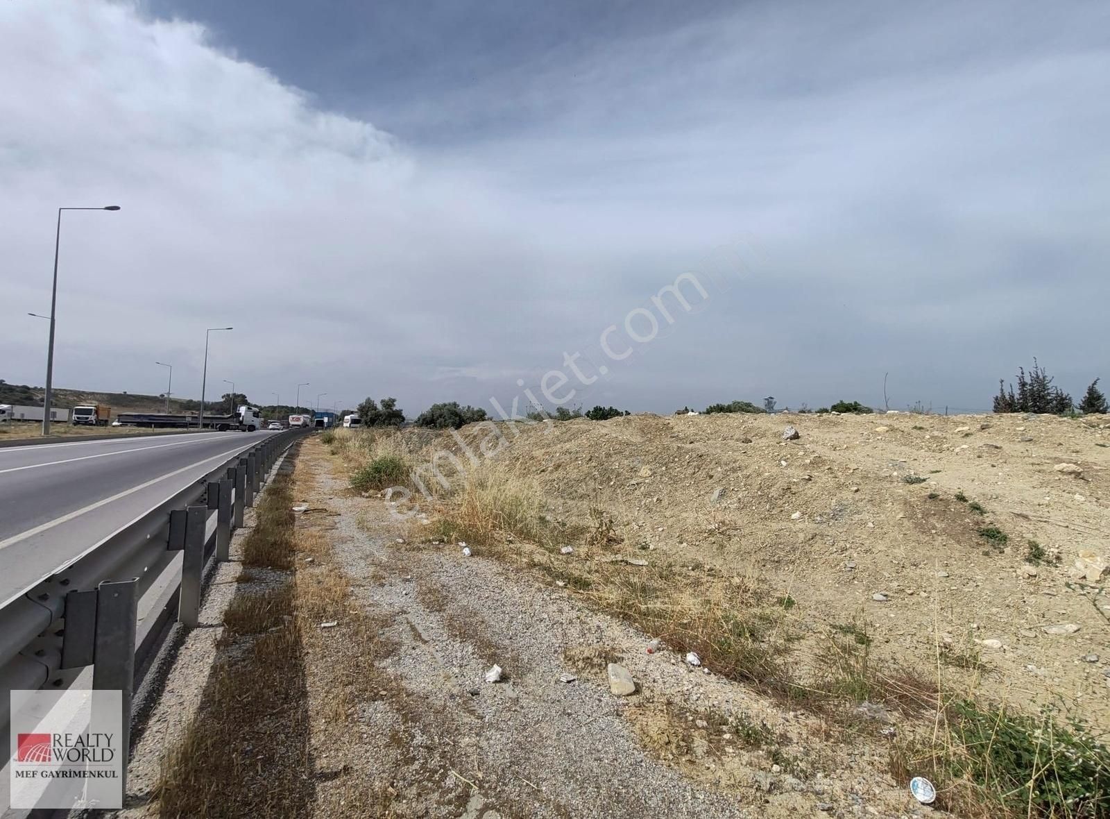Rw Mef'den Tarsus Otoban Girişi Ticariye Uygun Kiralık Arazi