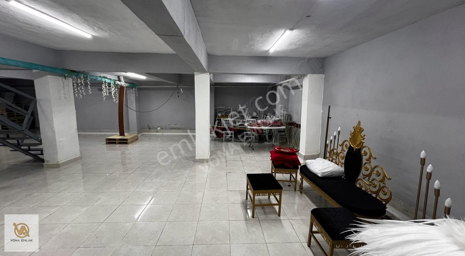 Kapaklı Cumhuriyet Mah. Mithatpaşa Caddesi 140 M² Satılık Dükkan