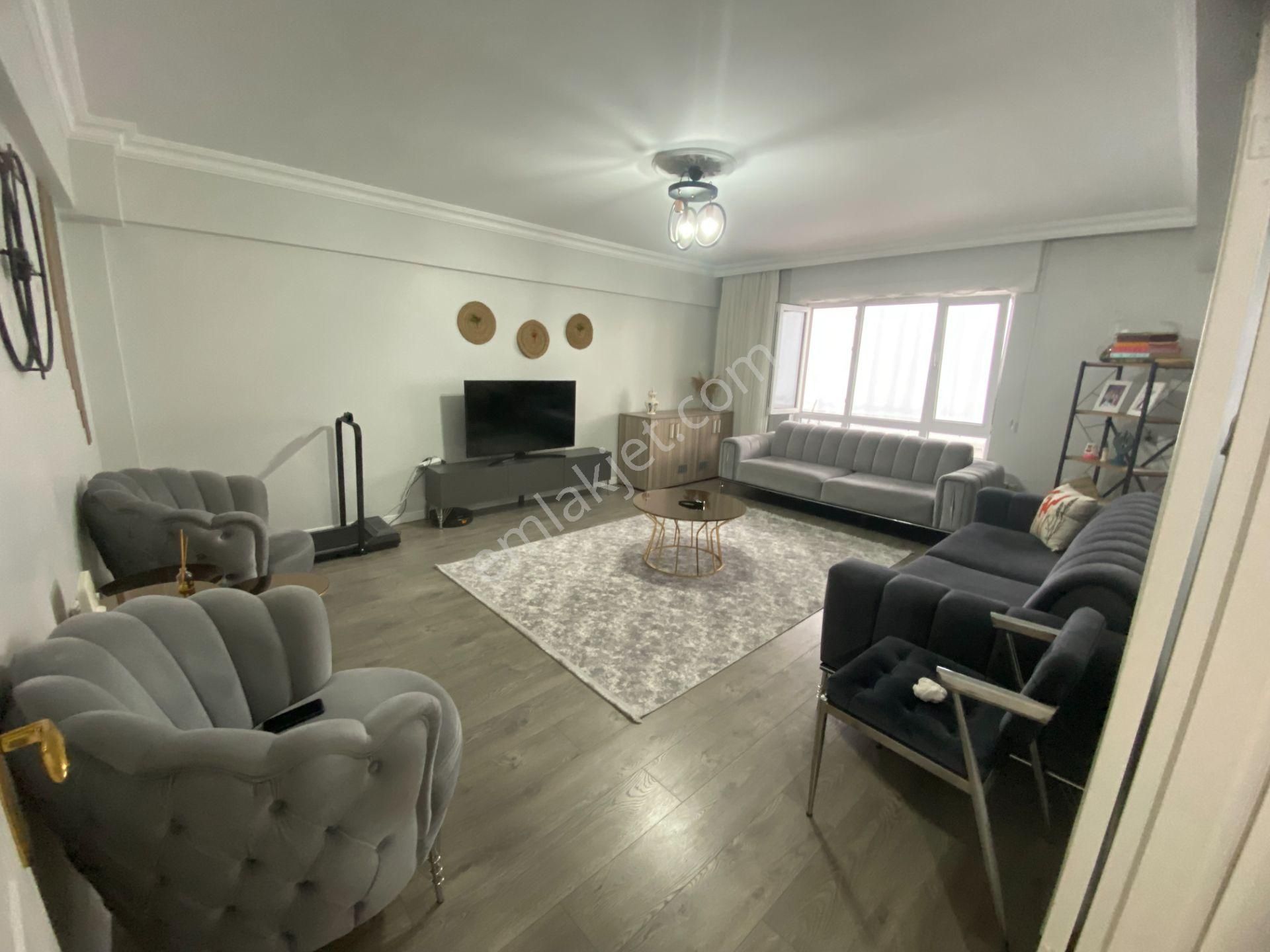 Etimesgut İstasyon Mah. 3+1 Ara Kat 135 M2 Yeni Binada Satılık Daire