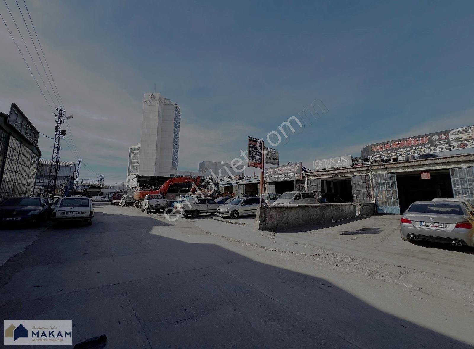 Karatay Sanayi Ek Bloklarda Satılık 200m2 Dükkan