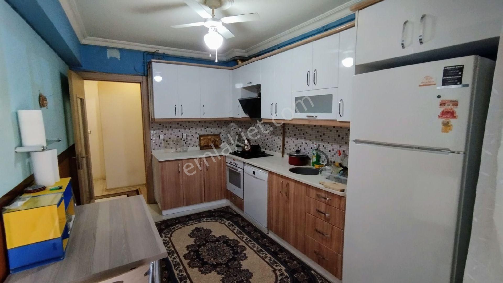 Buca Kozağaç Park Yakını 150 M2 Arakat Asansörlü Yeni Bina